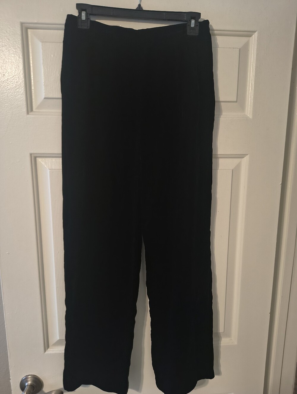 Intuition Black Velvet Pants – L